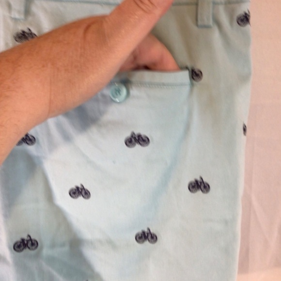 Cambridge Women’s Blue Shorts Size 6 Embroidered Bicycles Casual Preppy Novelty - Picture 6 of 8